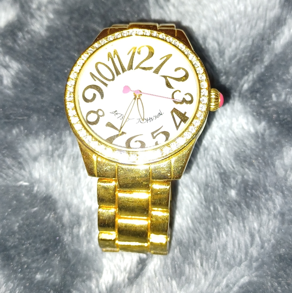 Betsey Johnson BJ00290-08 Silver Dial Gold Tone Women's Watch